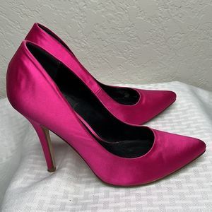 🌸 Fuchsia Aldo Heels Size 7.5